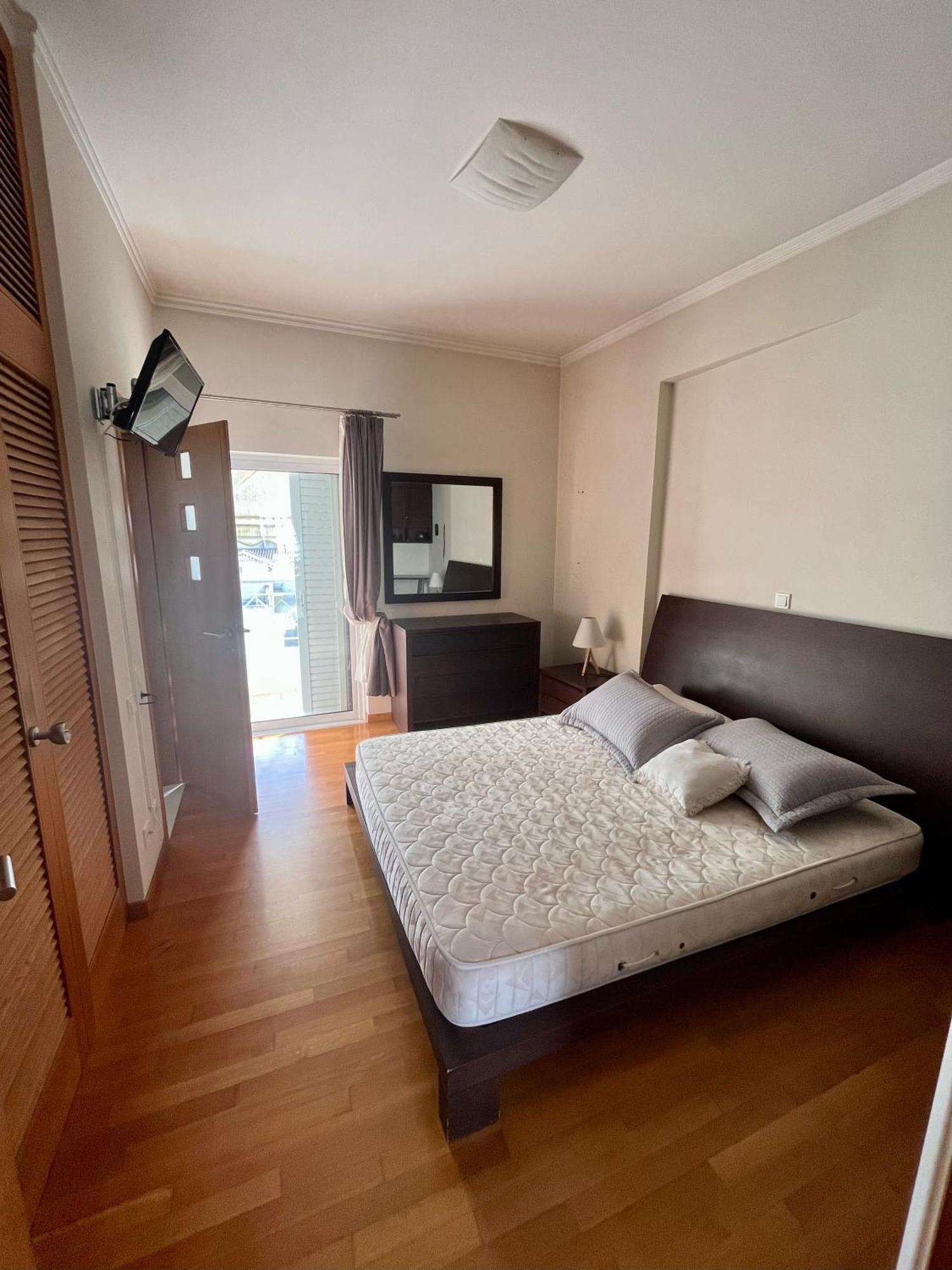City Center Apartment Превеза Екстериор снимка